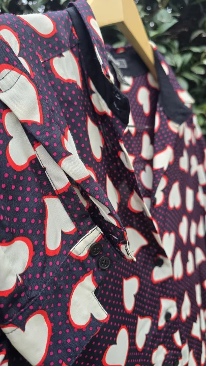 Camisa corazones