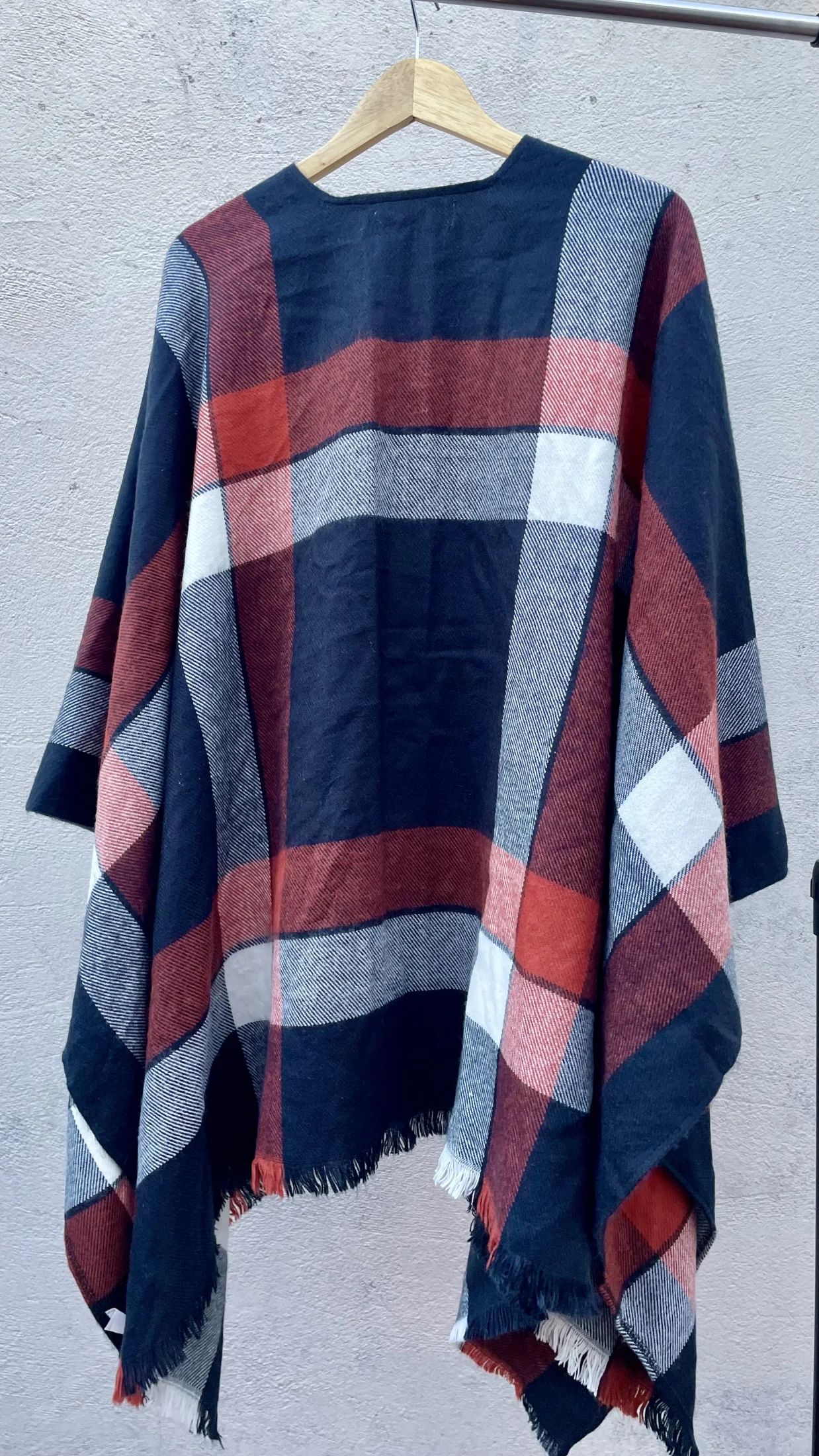 Capita/poncho Ver